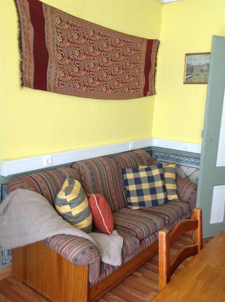 New Aljubarrota Guest House Lisboa 外观 照片