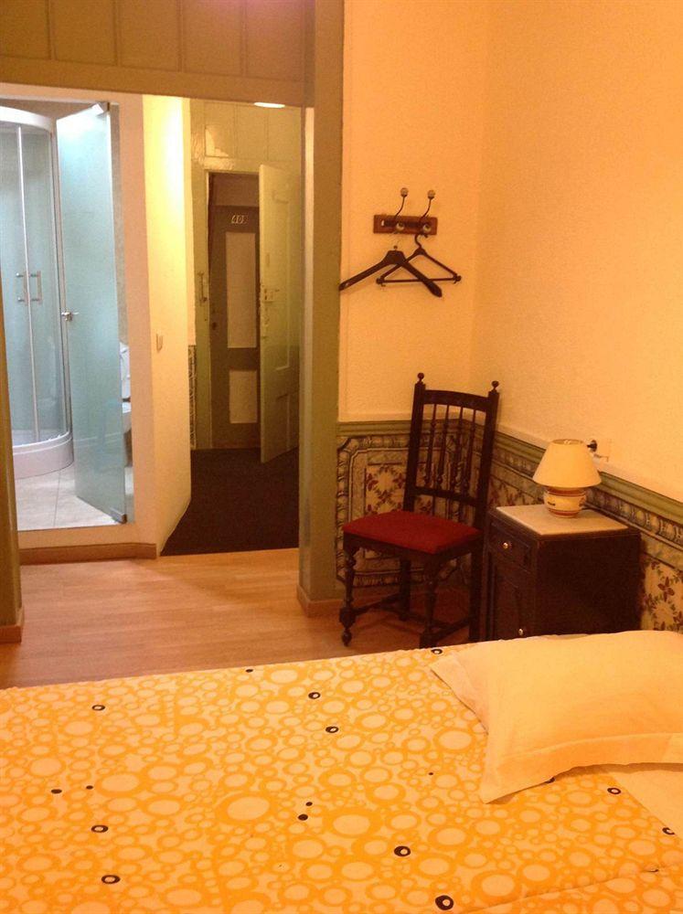 New Aljubarrota Guest House Lisboa 外观 照片