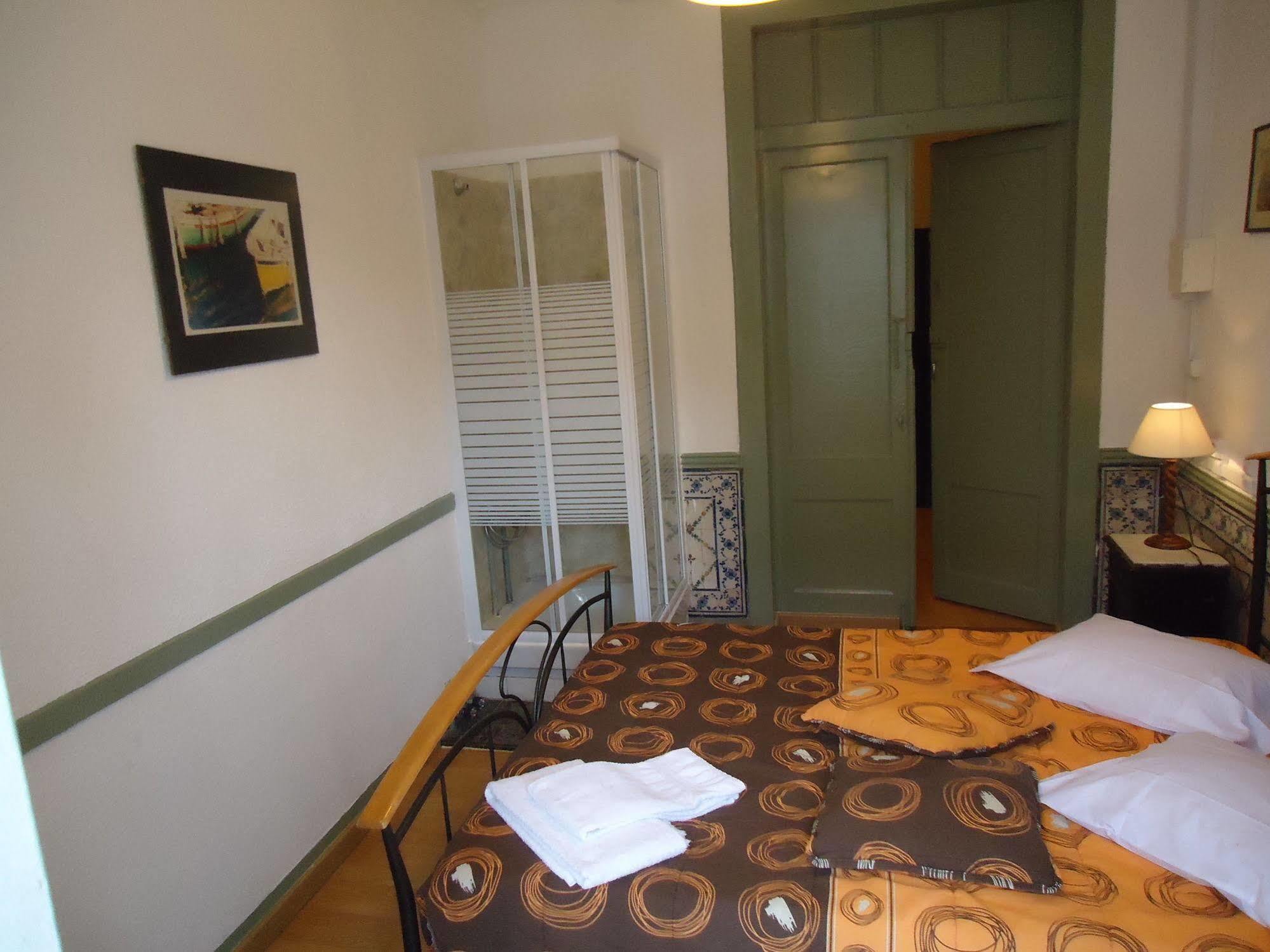 New Aljubarrota Guest House Lisboa 外观 照片