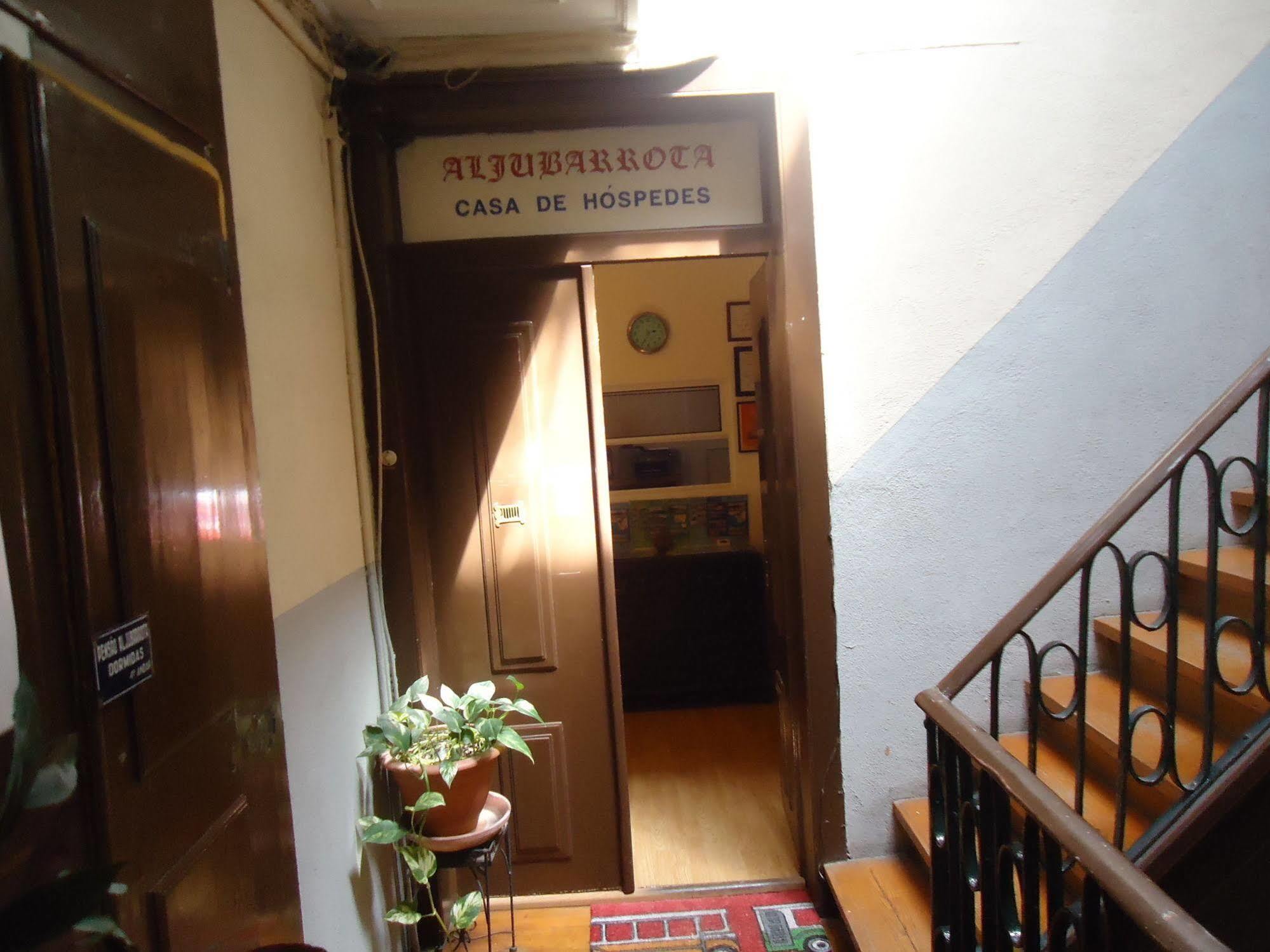 New Aljubarrota Guest House Lisboa 外观 照片